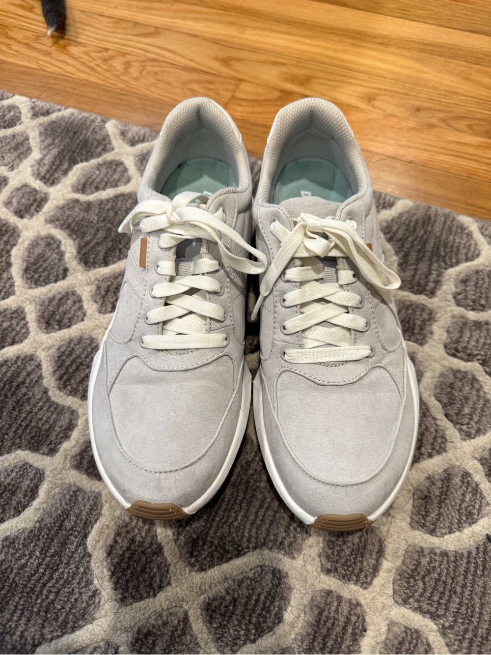 Dr. Scholl's Women's Light Gray Suede Lace-Up Sneakers